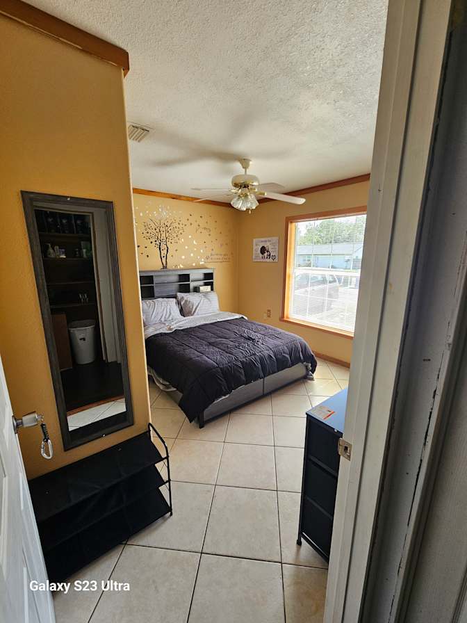 Pat's room