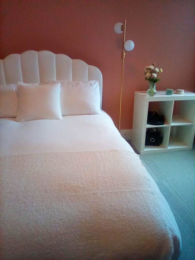 Elle's room