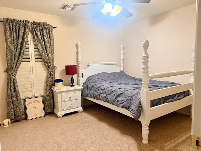 Toni's room