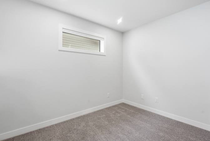 Jen's room