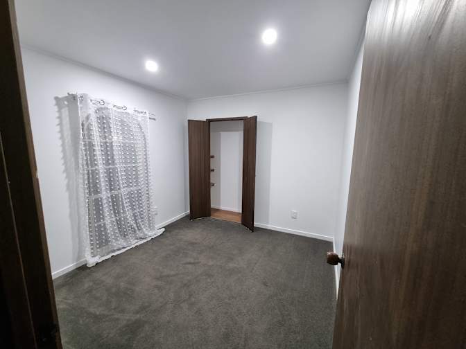 Davinder's room