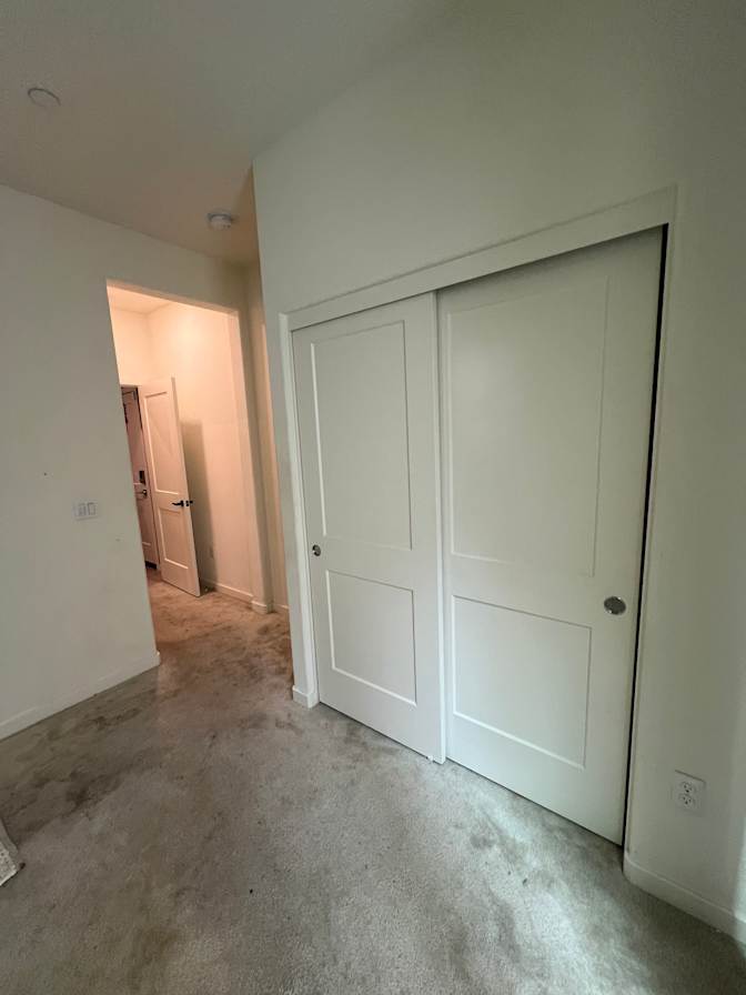 Mayo's room