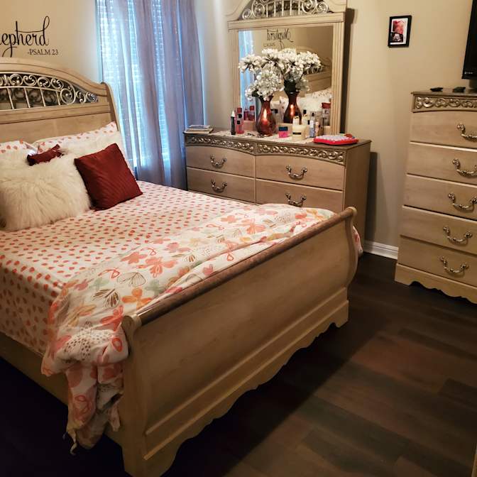 Shaunah's room
