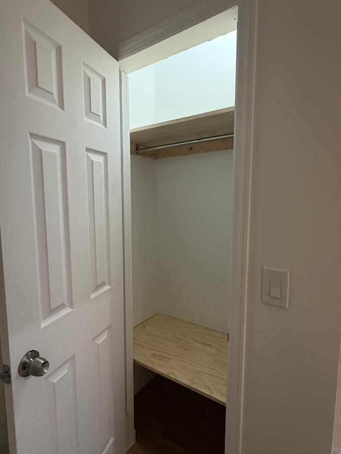 Yolaine's room
