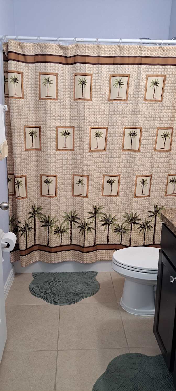 CHRISTY  KETSDEVER's room