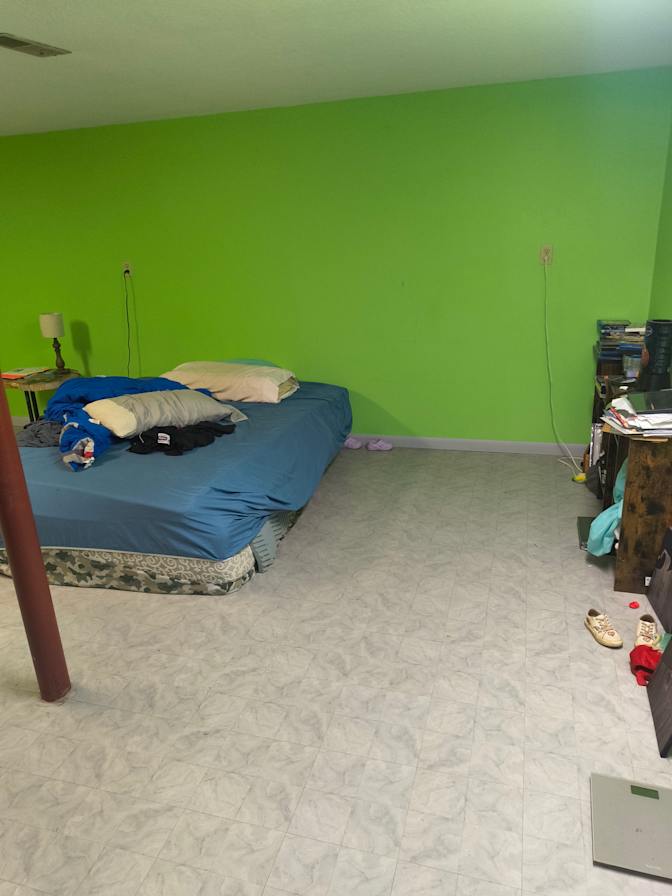 Greg's room