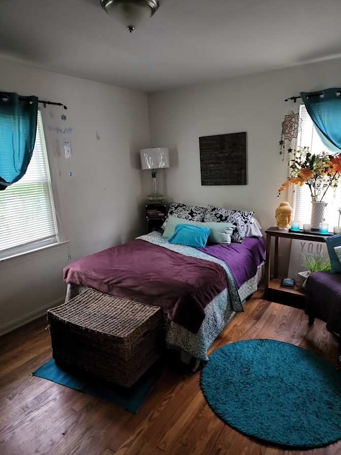 Kim's room