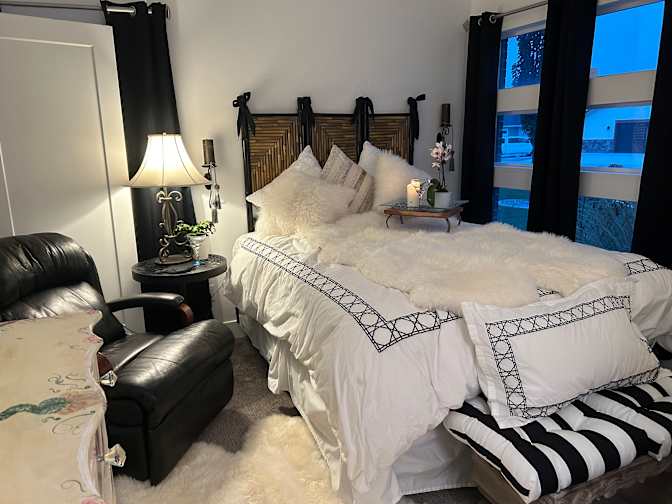 Vieve's room