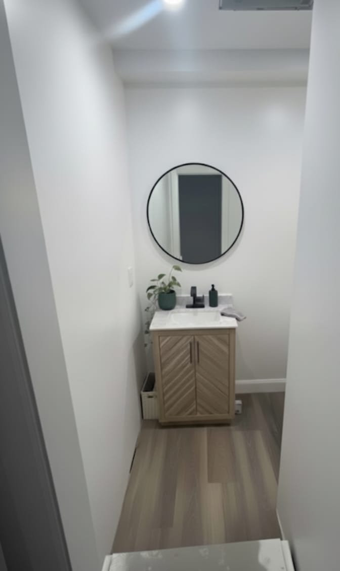 KIMBERLY BRECKO's room