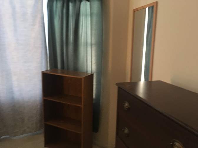 kiyoumarceFaridian's room