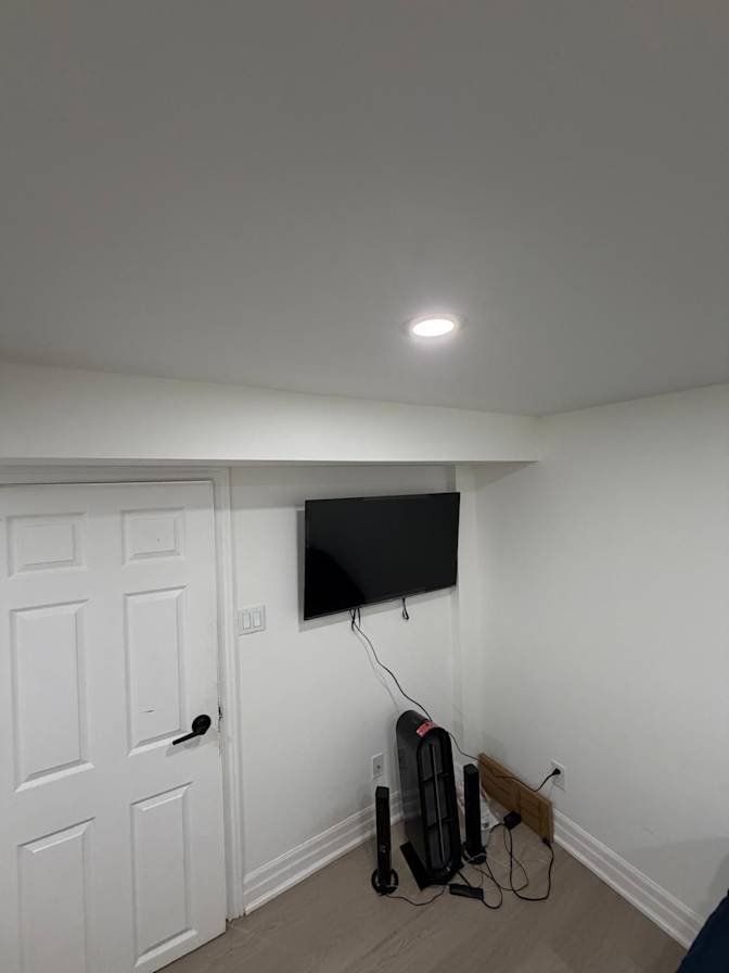 Albert Rios's room