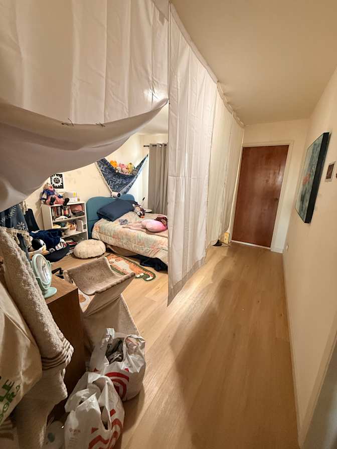 Isabela's room