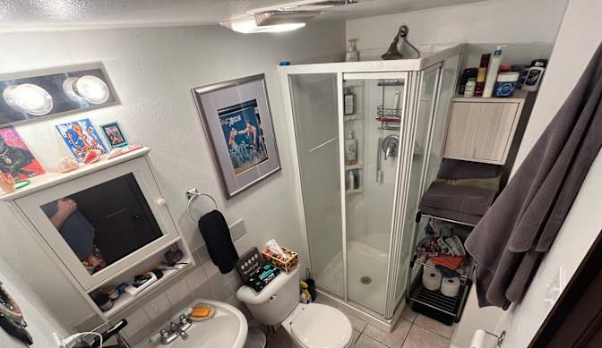 Andre Sebastiani Bley's room