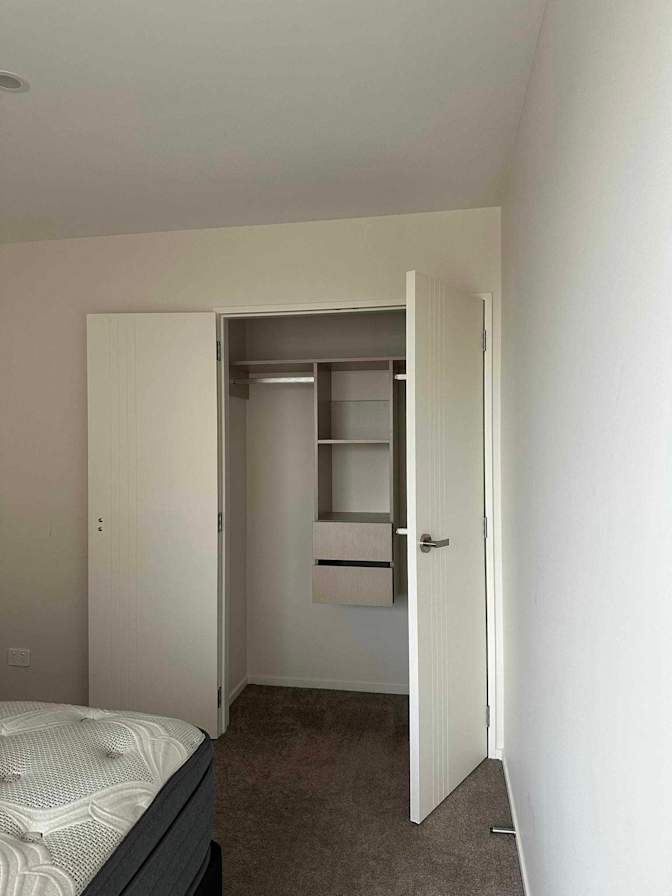 Han's room