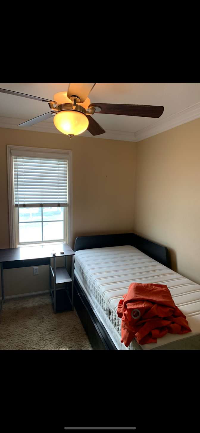 Alexi's room