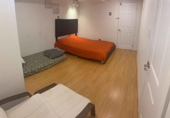 Kashif's room