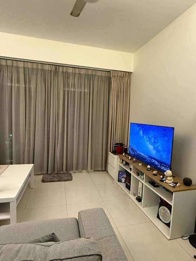 Dia's room