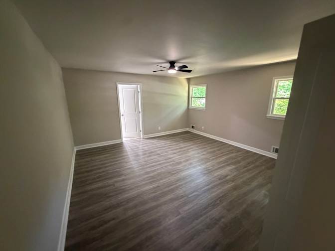 Alcove Rooms's room