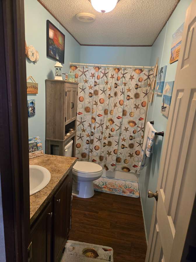 Randy's room