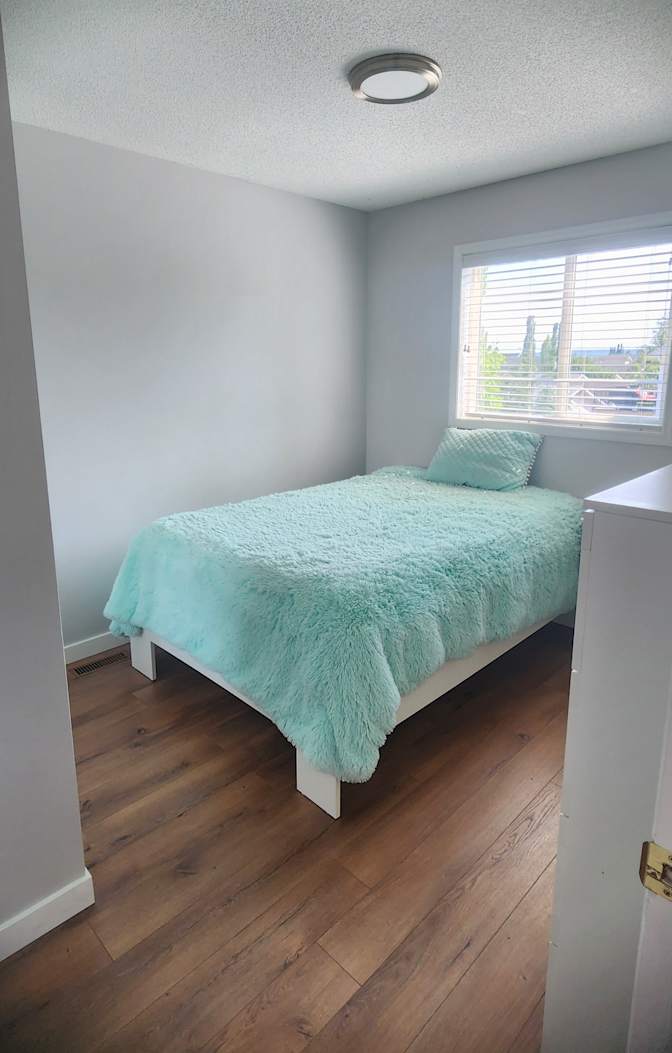 Jenny's room