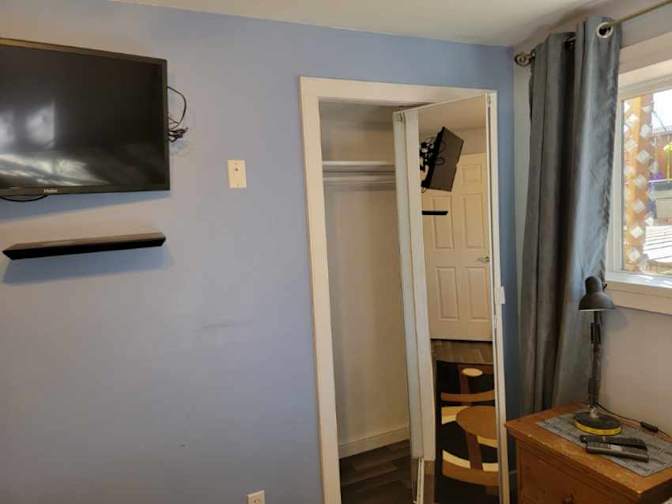 Southeast Calgary - Photo 1