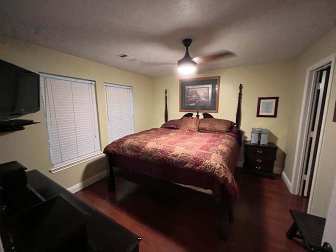 Stephen's room
