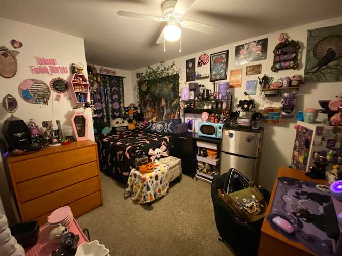 Raven's room