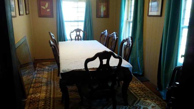 wdrinshed's room