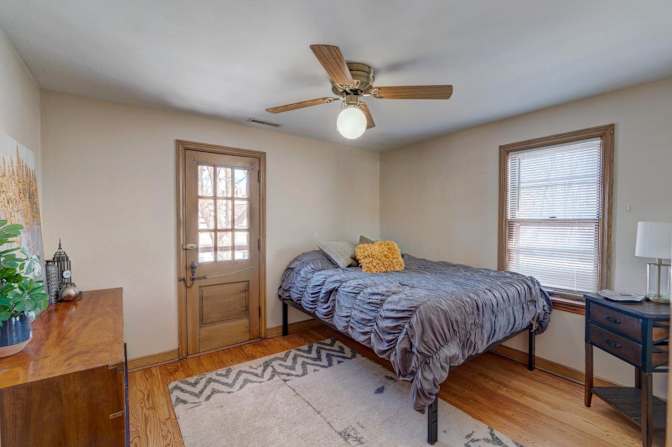 Jennifer's room