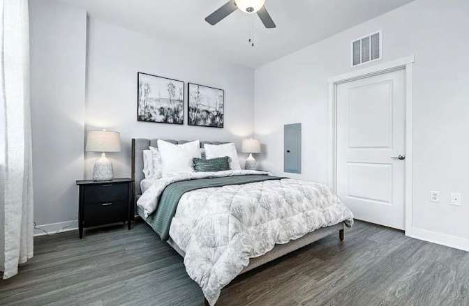 Darren's room