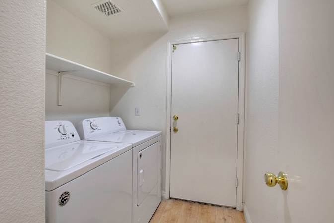 Summerlin Room for Rent (Furnished)'s room