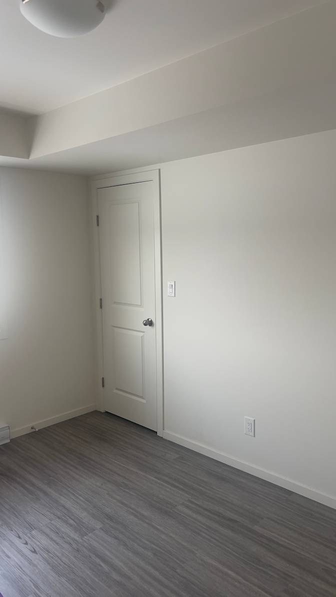 Akwesman's room