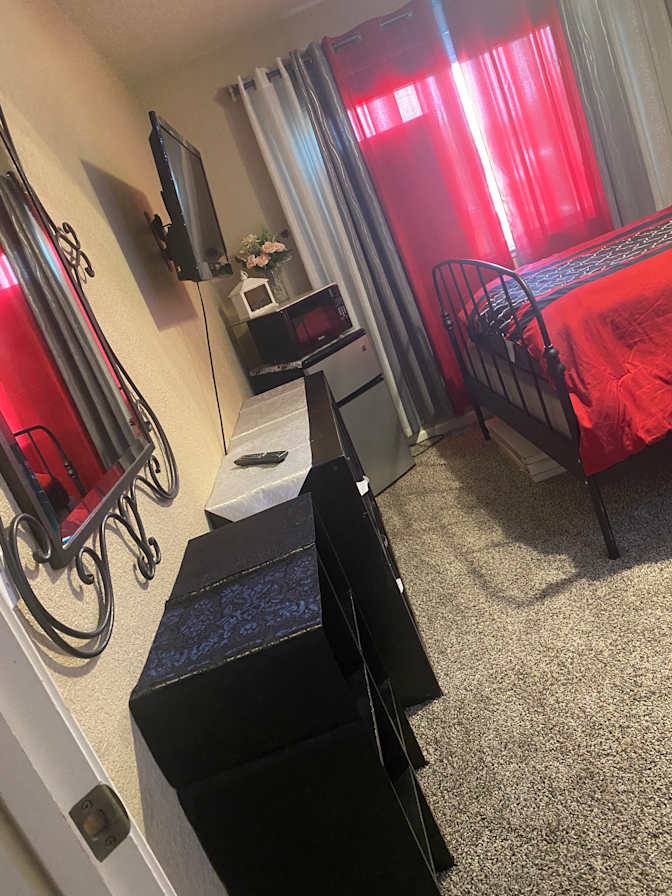 Elizabeth's room