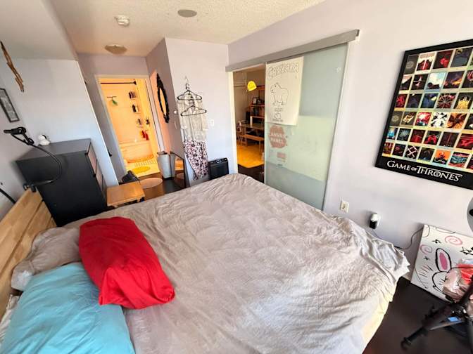 Tony kim's room