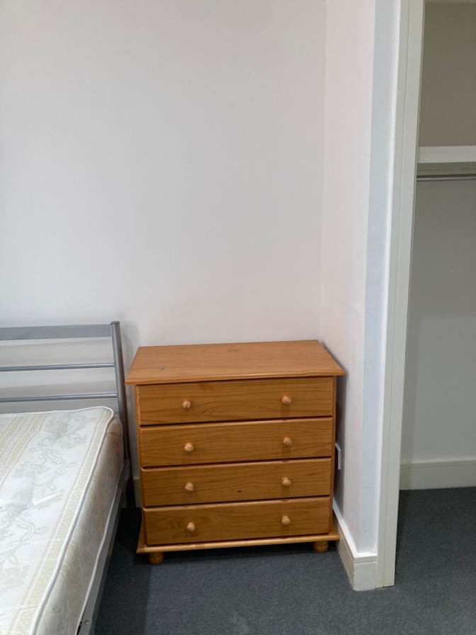 Eve's room