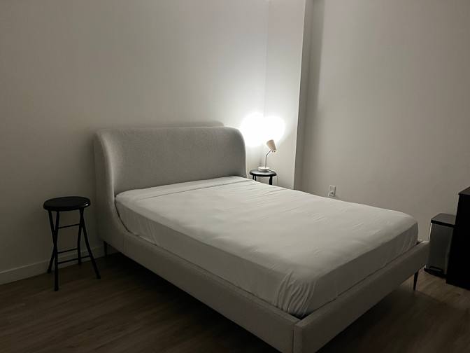 johnatan's room
