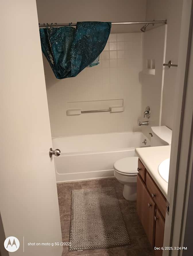 Room for rent's room