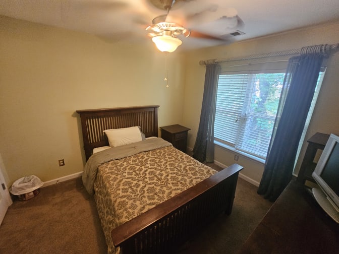 CL&C Property Management and Consulting's room