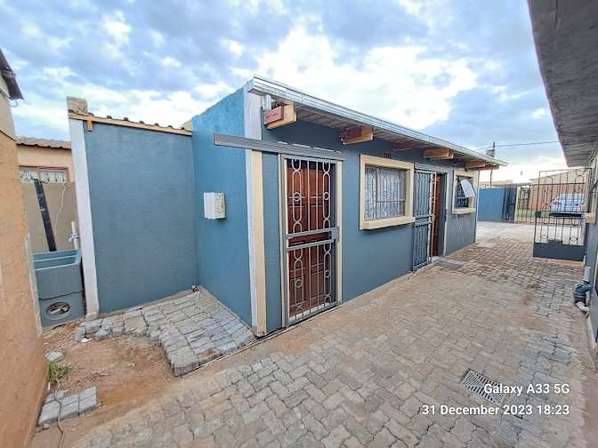 Rocks Property Rentals's room