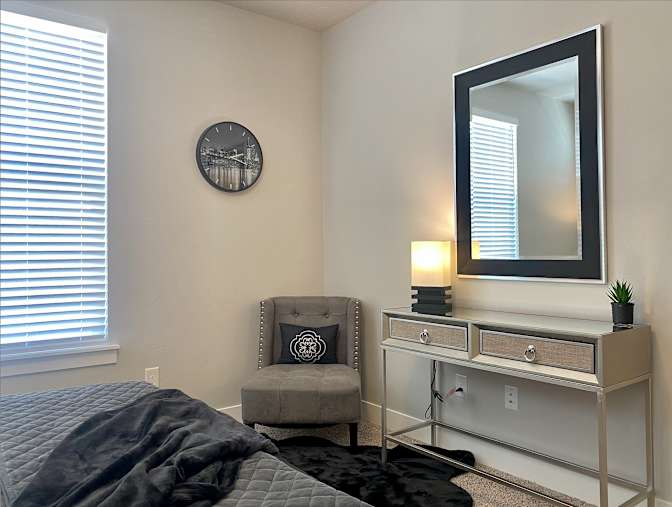 Jenny's room