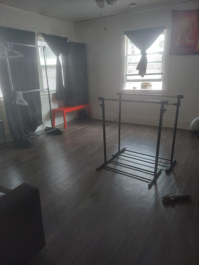 Tri's room