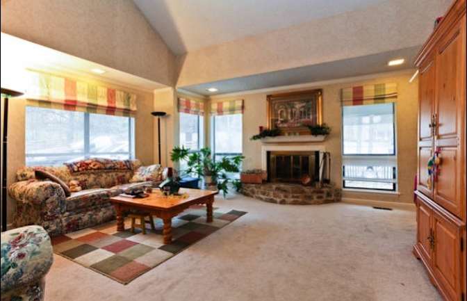 Eric Santagada's room