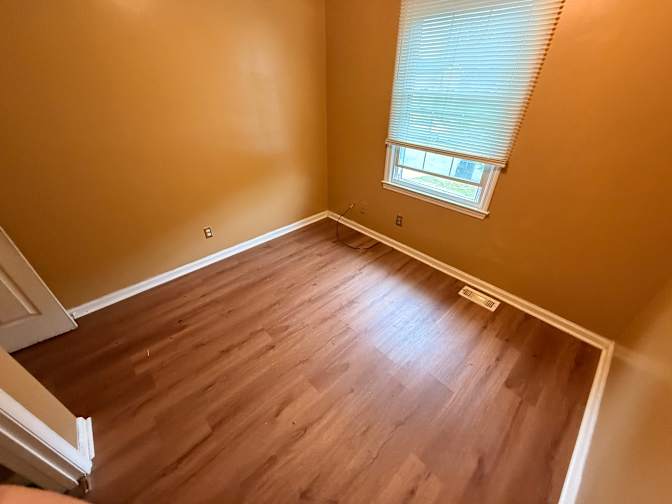 Alcove Rooms's room