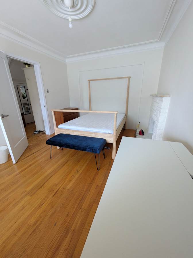 Jo's room
