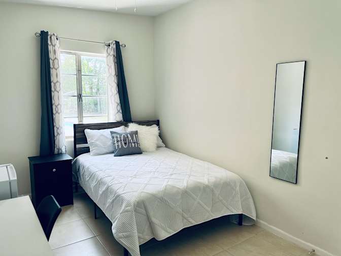 PadSplit's room