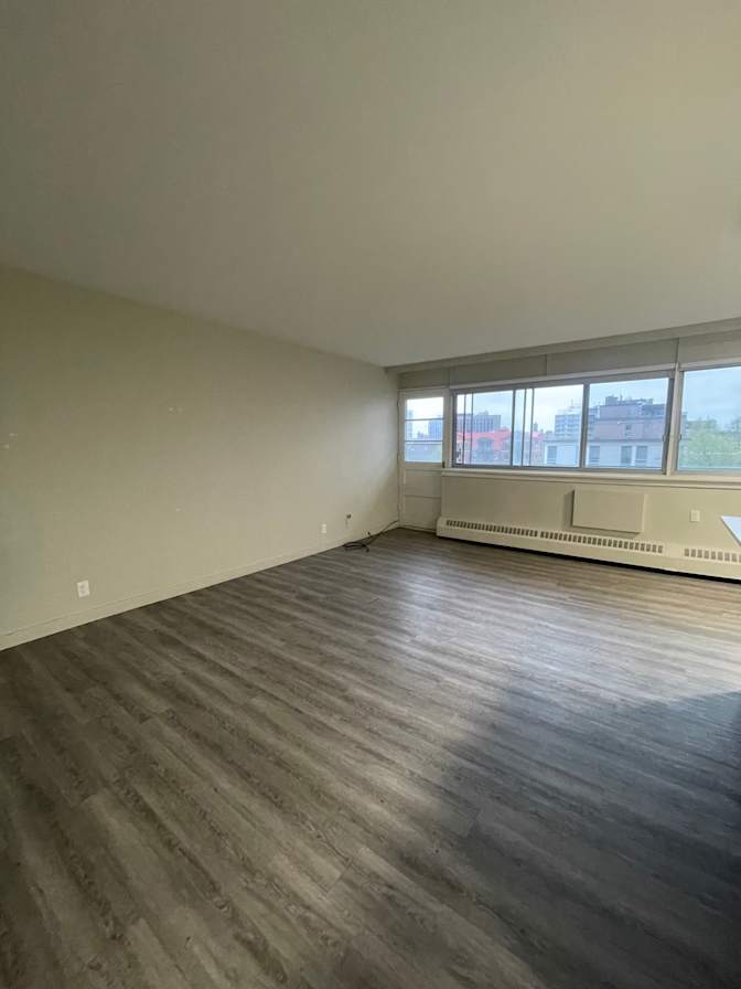 Jon's room