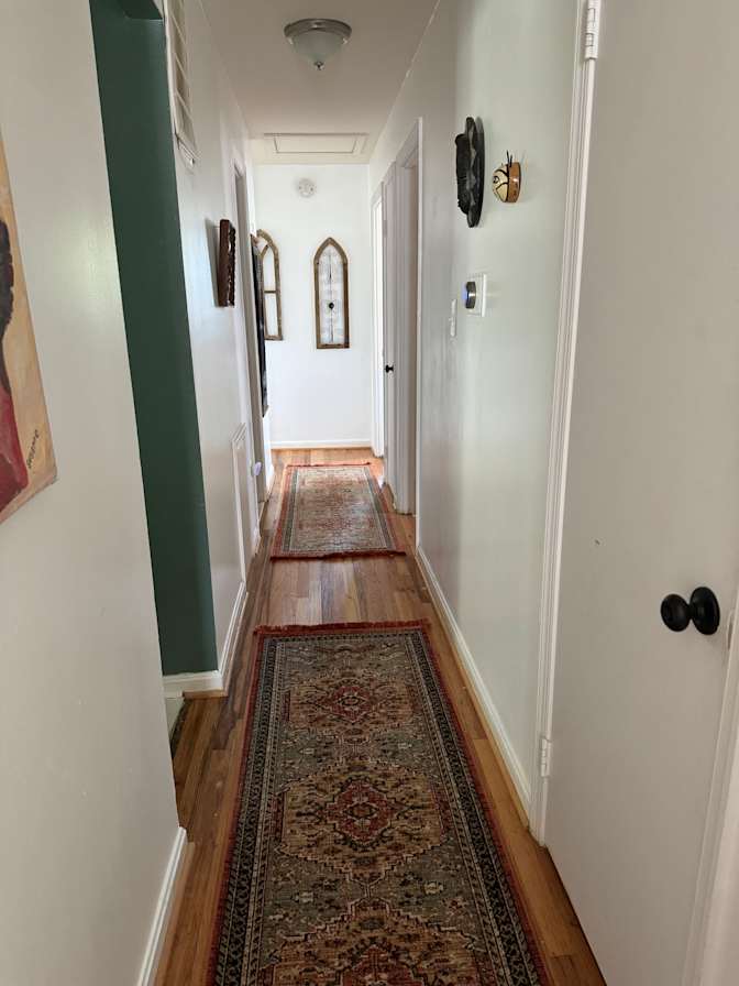 Jennifer's room
