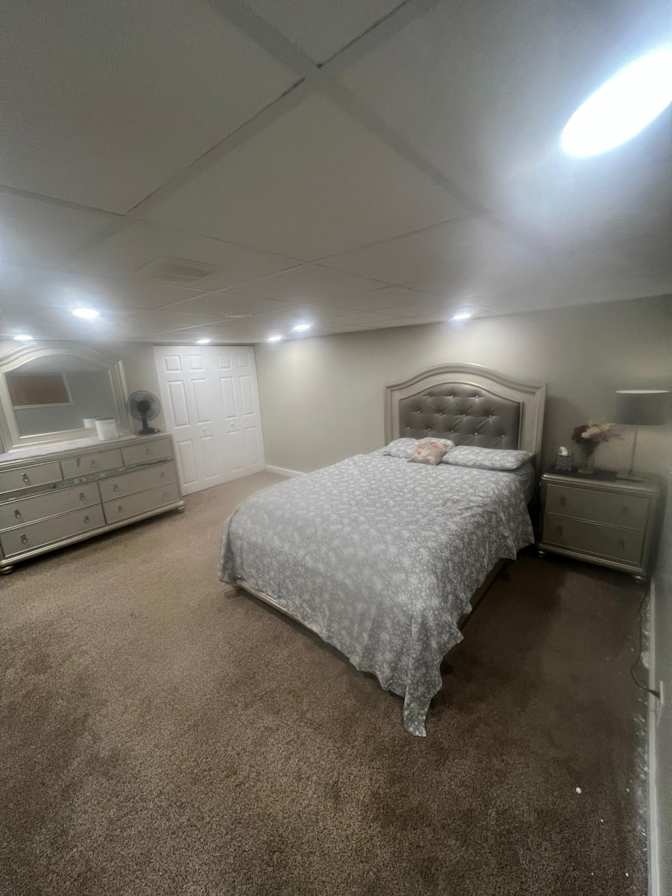 AFROZ AHMED's room