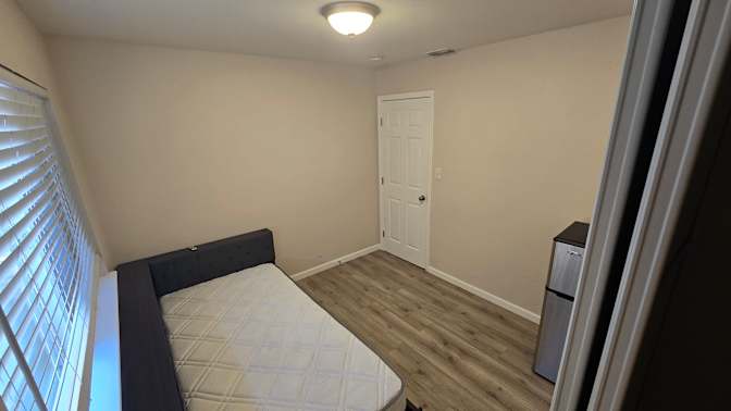 Denis's room