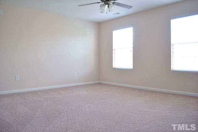 Alcove Rooms's room
